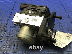 2017-2018 Mercedes E43 Anti Lock Brake System Abs Control Module Pump Oem