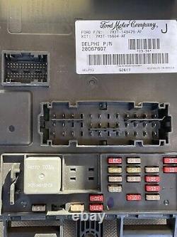 FORD MUSTANG OEM BODY CONTROL MODULE BCM FUSE BOX 7r3t 14b476 Af