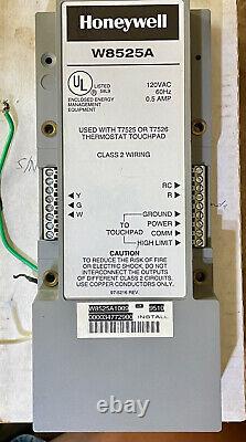 Honeywell W8525A / W8525A1009 Energy Management System Control Module USED