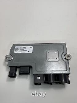 2016-2018 Cadillac ATS Module de commande de capacité de charge du système de batterie 23413621