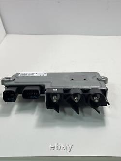 2016-2018 Cadillac ATS Module de commande de capacité de charge du système de batterie 23413621